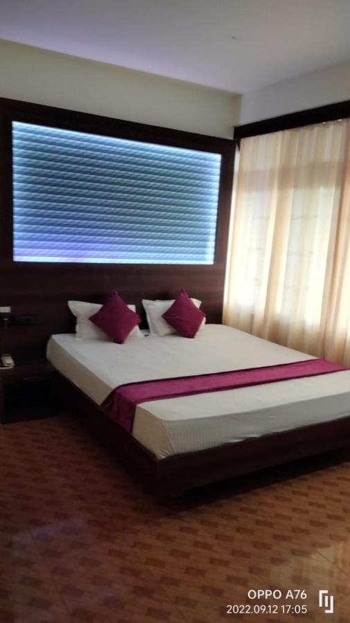 Lily Guest House 실롱 외부 사진
